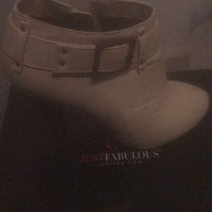 Tan heel bootie